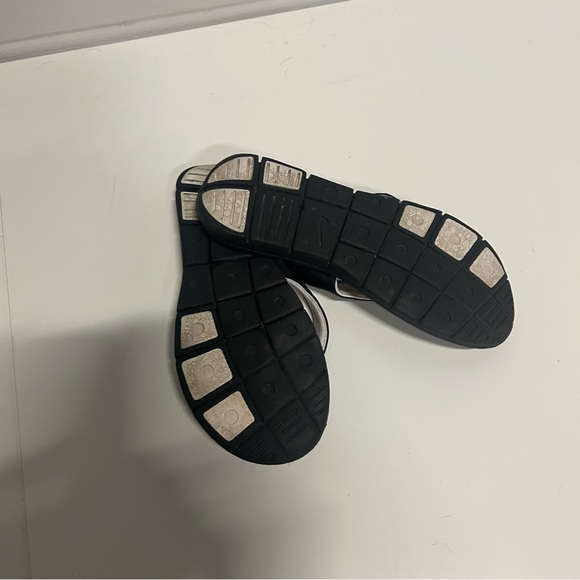 Nike Comfort Footbed Thong Flip Flop Black Sandals.  Size 9 - Picture 7 of 9